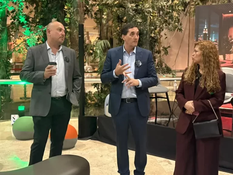 Oficina, biblioteca y aula: por qué los espacios convergen